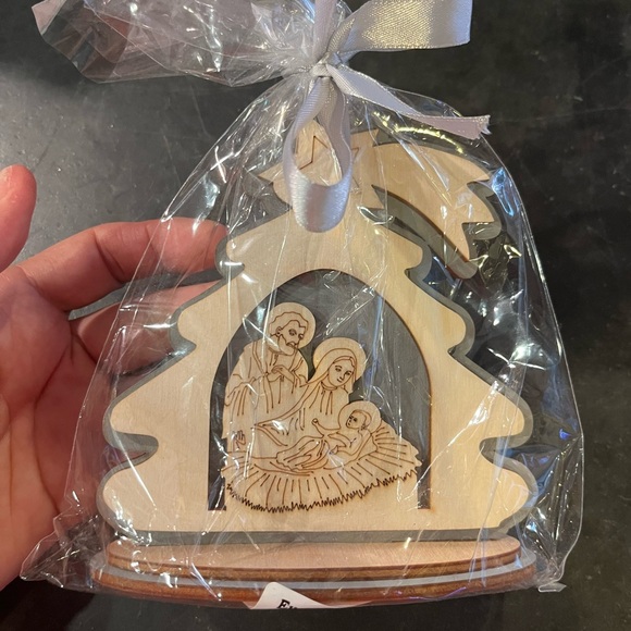 Other - Wooden Nativity Scene Decorative Imported From Poland NWT